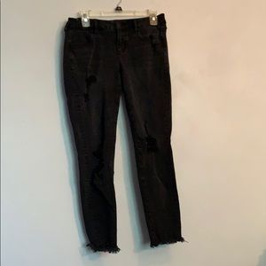 American eagle size 10 low rise distressed jeans